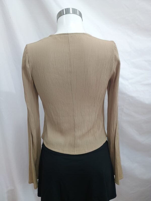 Top kaki fruncido con manga larga – Talla única