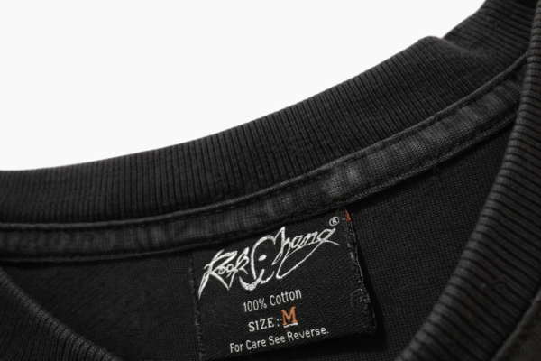 Camiseta rock negra con calavera