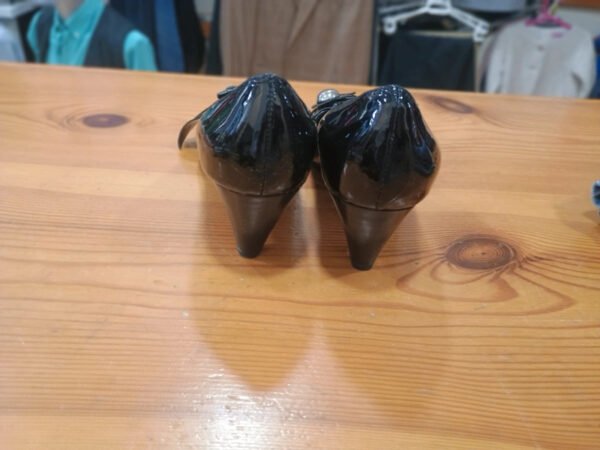 Zapatos de tacón negros elegantes Luciano Barachini – talla 37