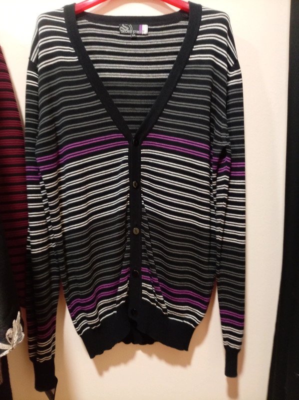 Chaqueta de punto rayas negro blanco y rosa sport streetwear talla M