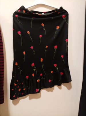 Falda negra con flores Polizón woman S