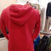 Sudadera roja con capucha