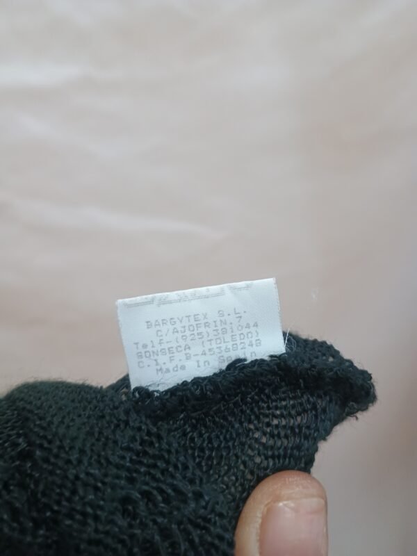 Top de Punto Negro Calado Talla S – Estilo Casual