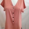 Blusa Coral con Botones Talla M – Estilo Elegante