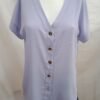 Blusa Lila con Botones Talla M – Estilo Elegante
