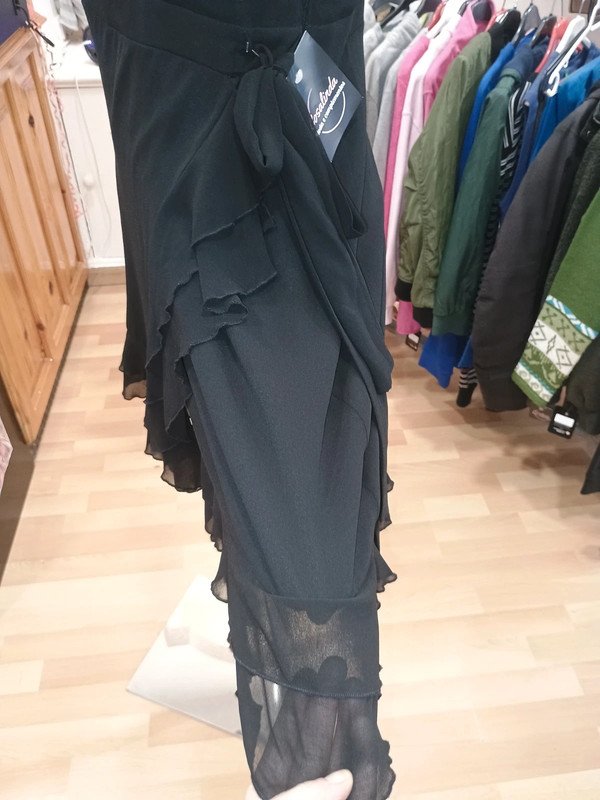 Vestido negro elegante Lipsy London – talla 42 – fiesta