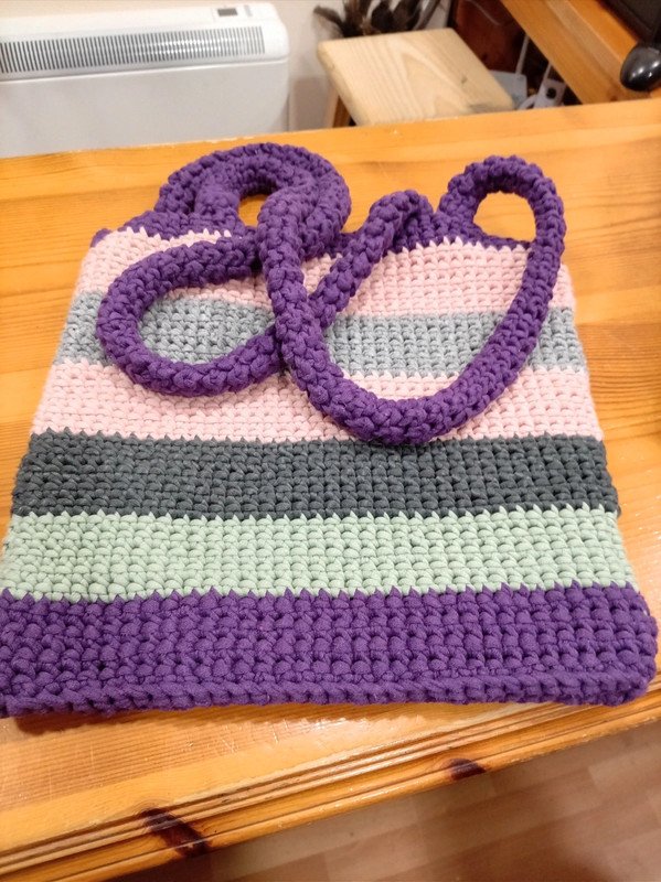 Bolso hecho a mano Diseño resistente y espacioso, perfecto para uso diario, compras o llevar libros.