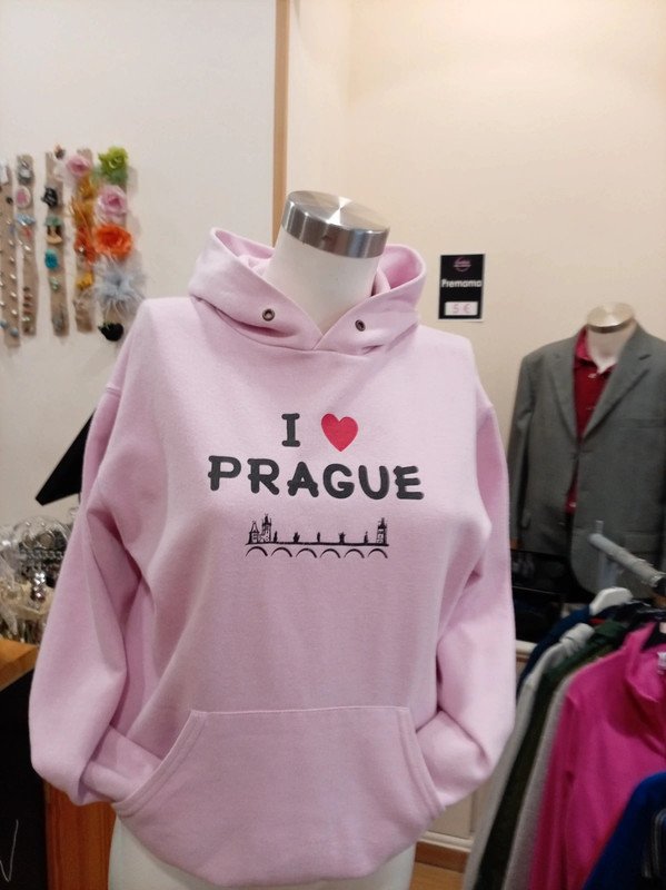 Sudadera rosa con capucha