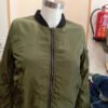 Chaqueta bomber verde militar Marca YD talla XS
