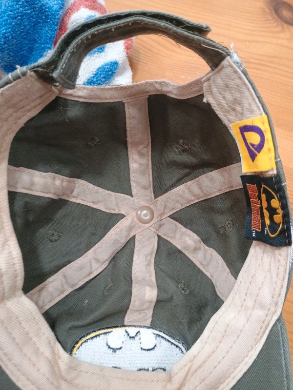 Gorra Batman vintage – Estilo graffiti / Y2K