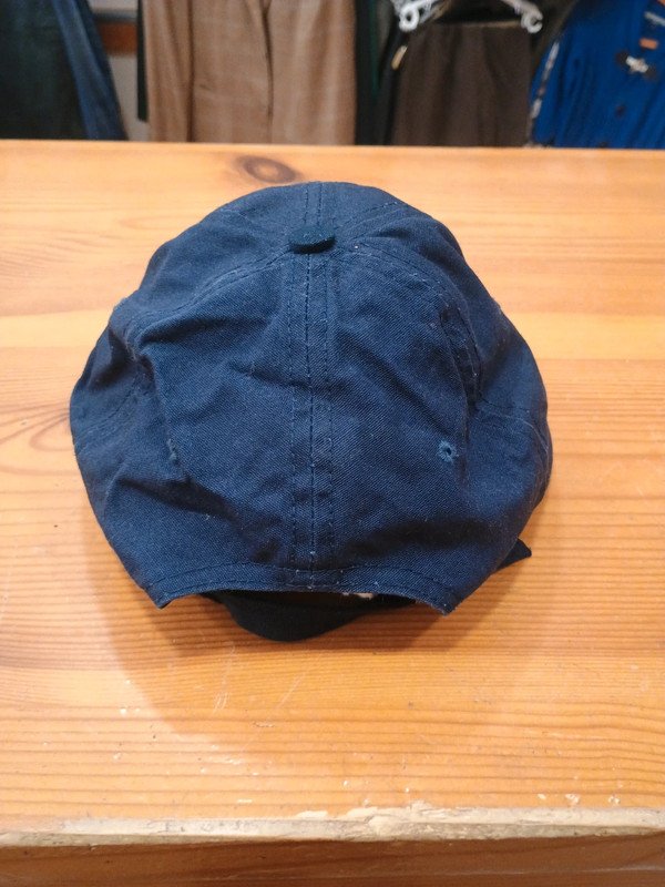 Gorra Real Madrid azul marino – Bordado oficial