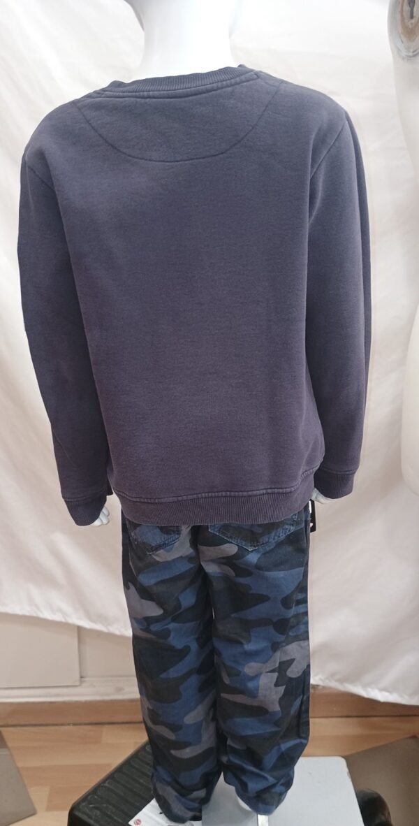 conjunto niño sudadera + pantalón camuflaje talla 7 años kiabi y Mayoral