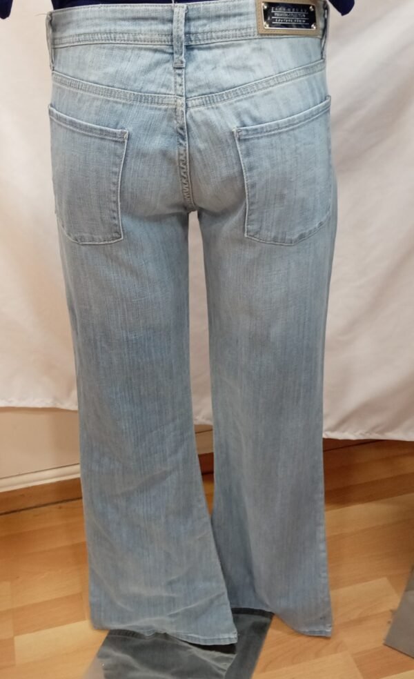 Jeans campana Zara Woman Premium Collection talla 42