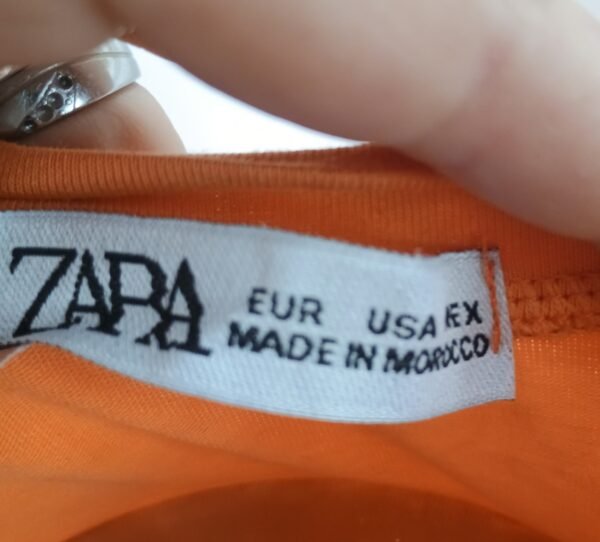 Camiseta crop naranja ZARA S/M – “Angels” espalda