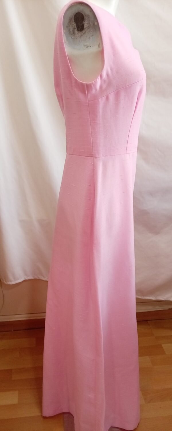 file_000000004de87243856ab8d64a62cd3f Vestido largo rosa asimétrico hecho a mano – elegante y único