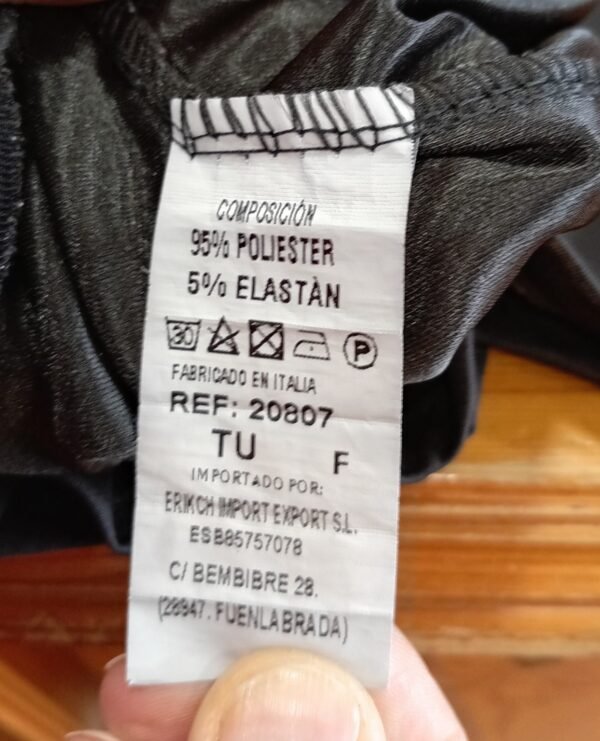 Vestido negro ajustado con brillo – efecto corset – fiesta