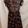 Vestido floral negro KIABI – talla 44 – fluido y favorecedor