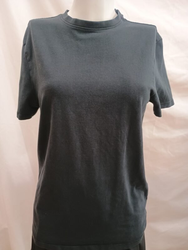 camiseta negra básica primark talla m