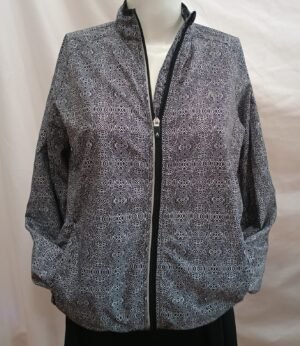 Chaqueta ligera estampada Bome & Me – Talla XS