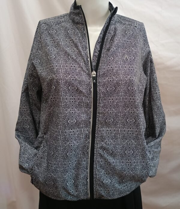 Chaqueta ligera estampada Bome & Me – Talla XS