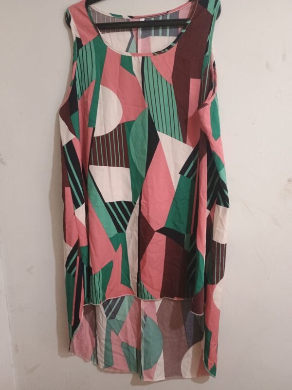 Vestido multicolor con estampado geométrico – talla XL