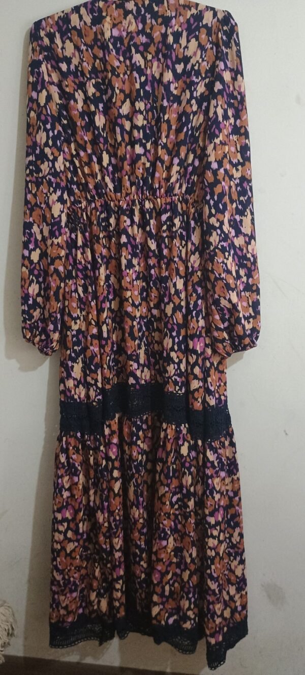 Vestido midi estampado boho con encaje negro SHEIN – talla M