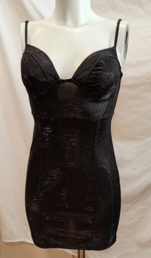 Vestido negro ajustado con brillo – efecto corset – fiesta