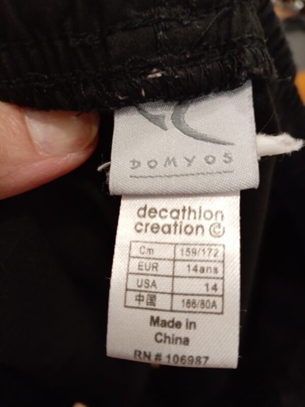 Pantalón corto deportivo Decathlon – Talla 14 años (158-172 cm)