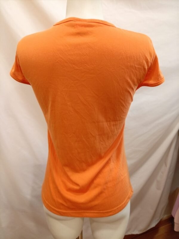 Camiseta naranja con corazón | Talla 44